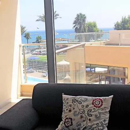 Pallinio Apartment דירה פרוטאראס
